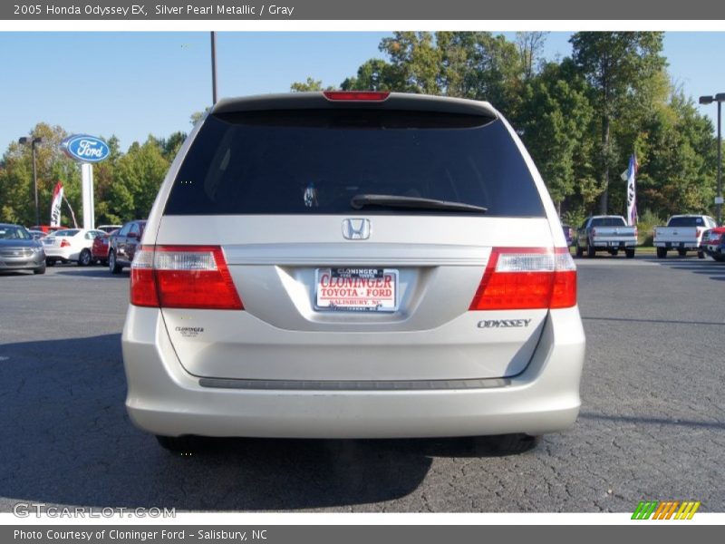 Silver Pearl Metallic / Gray 2005 Honda Odyssey EX