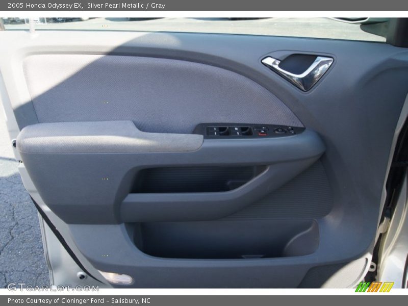 Silver Pearl Metallic / Gray 2005 Honda Odyssey EX