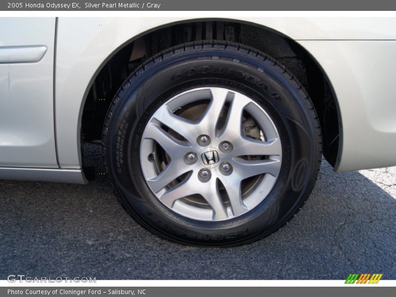 Silver Pearl Metallic / Gray 2005 Honda Odyssey EX