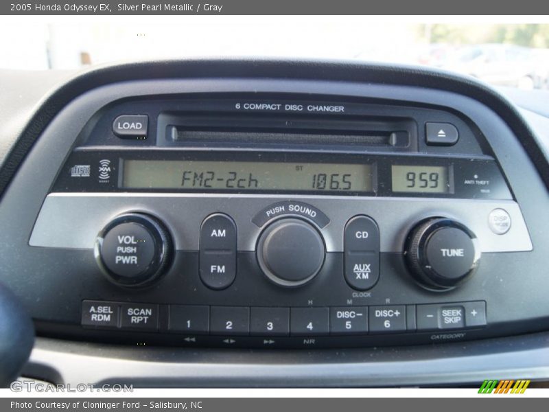 Silver Pearl Metallic / Gray 2005 Honda Odyssey EX