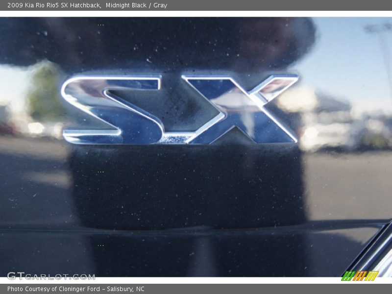Midnight Black / Gray 2009 Kia Rio Rio5 SX Hatchback