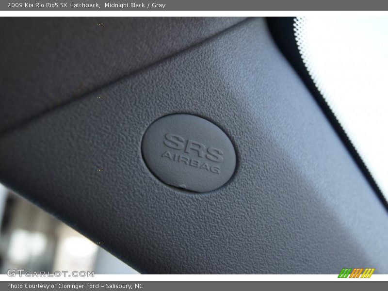 Midnight Black / Gray 2009 Kia Rio Rio5 SX Hatchback