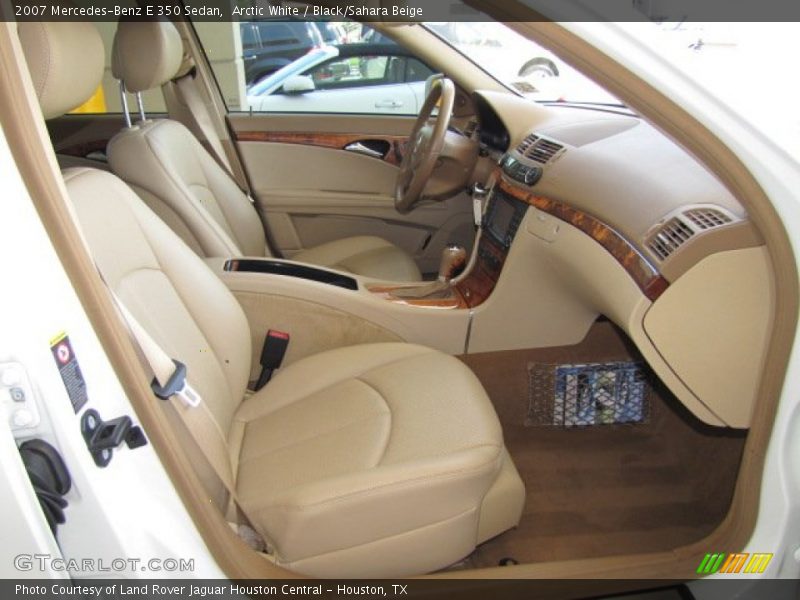 Arctic White / Black/Sahara Beige 2007 Mercedes-Benz E 350 Sedan