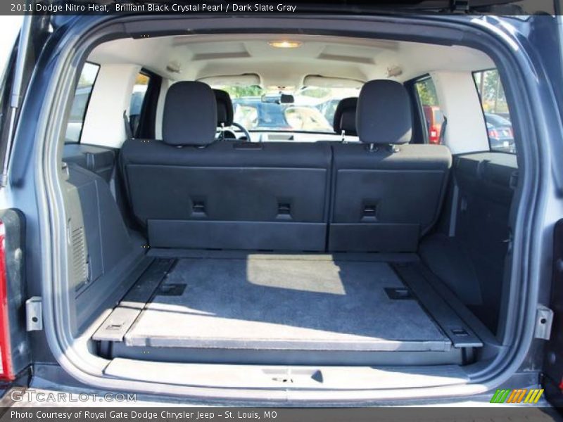 Brilliant Black Crystal Pearl / Dark Slate Gray 2011 Dodge Nitro Heat