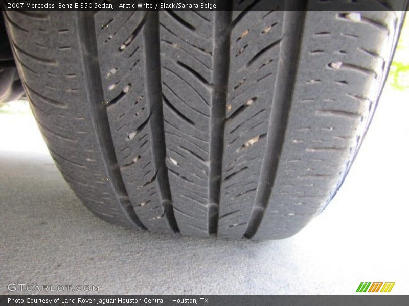 Arctic White / Black/Sahara Beige 2007 Mercedes-Benz E 350 Sedan