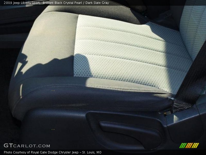 Brilliant Black Crystal Pearl / Dark Slate Gray 2009 Jeep Liberty Sport