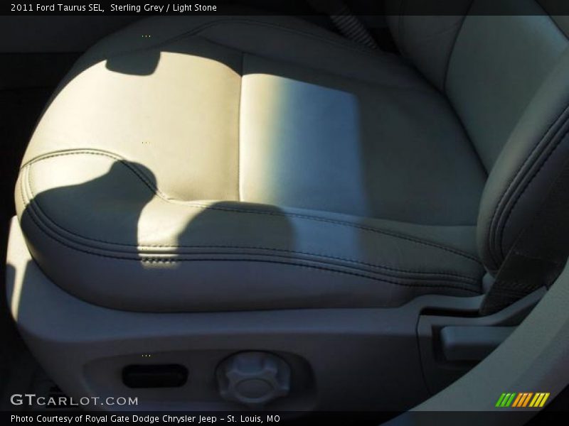 Sterling Grey / Light Stone 2011 Ford Taurus SEL