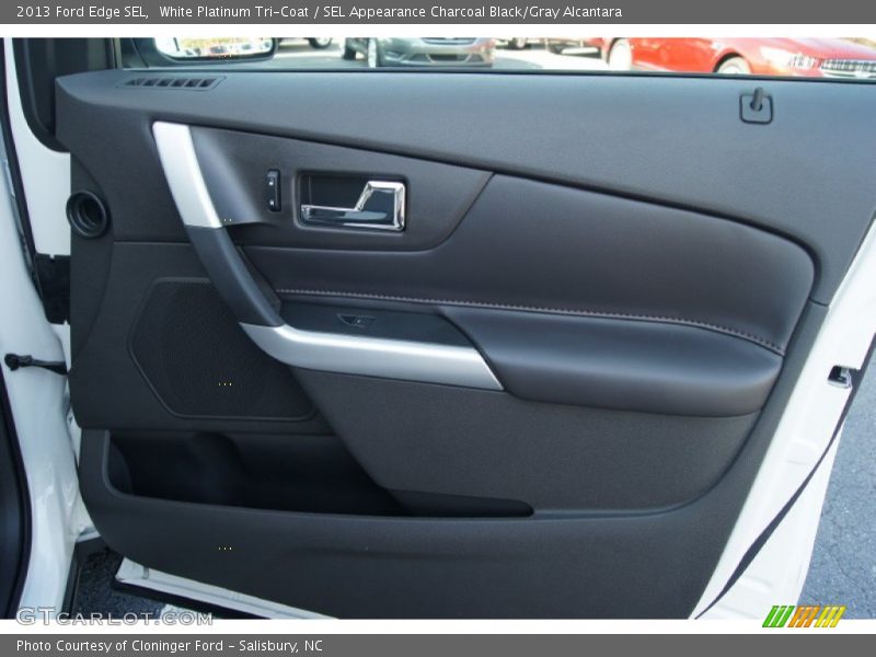White Platinum Tri-Coat / SEL Appearance Charcoal Black/Gray Alcantara 2013 Ford Edge SEL