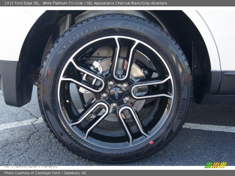 White Platinum Tri-Coat / SEL Appearance Charcoal Black/Gray Alcantara 2013 Ford Edge SEL