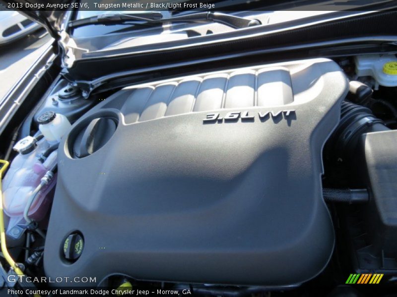 Tungsten Metallic / Black/Light Frost Beige 2013 Dodge Avenger SE V6