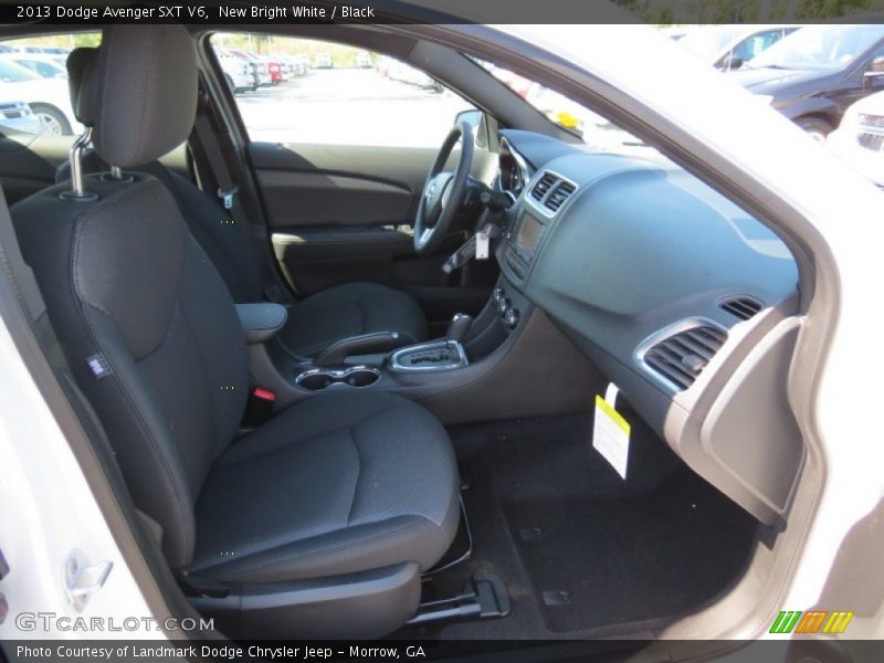 New Bright White / Black 2013 Dodge Avenger SXT V6