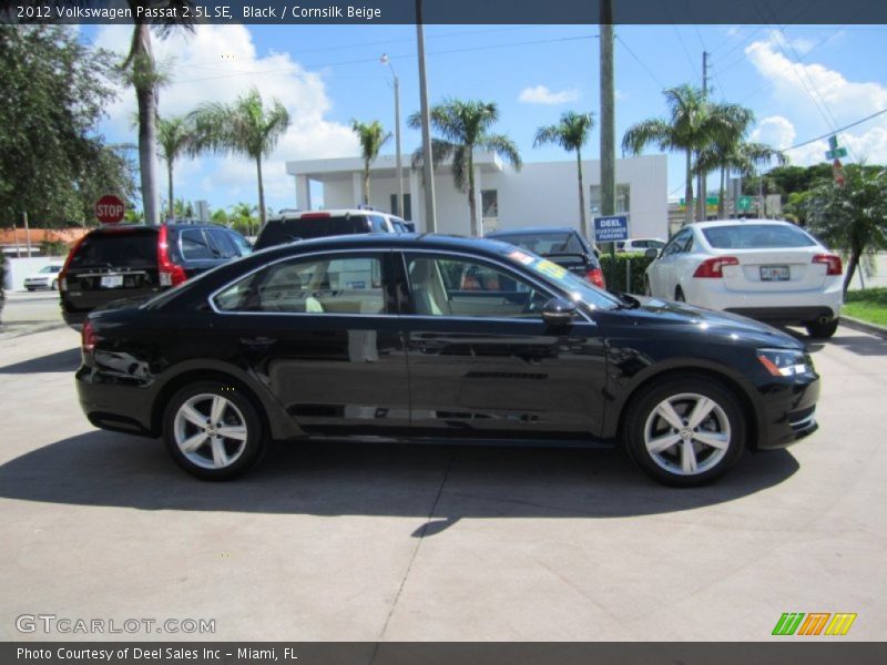 Black / Cornsilk Beige 2012 Volkswagen Passat 2.5L SE