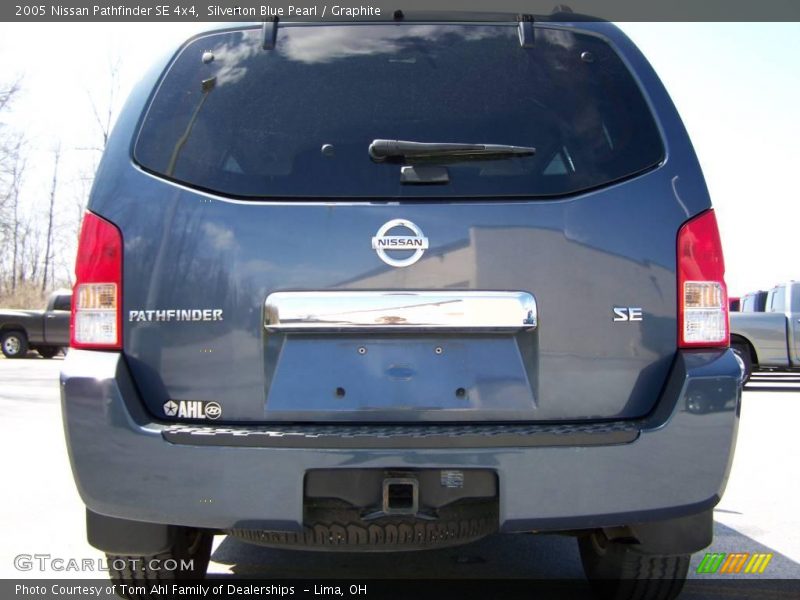Silverton Blue Pearl / Graphite 2005 Nissan Pathfinder SE 4x4