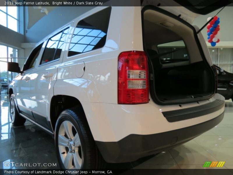 Bright White / Dark Slate Gray 2013 Jeep Patriot Latitude