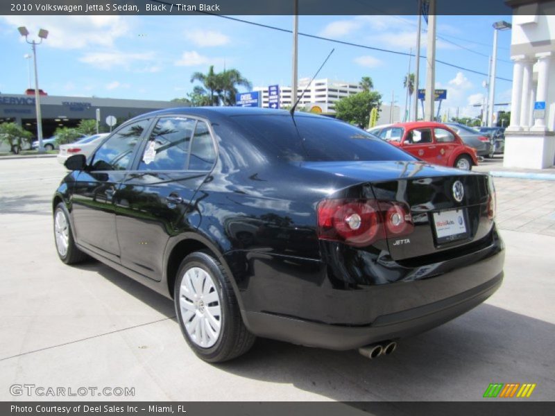 Black / Titan Black 2010 Volkswagen Jetta S Sedan
