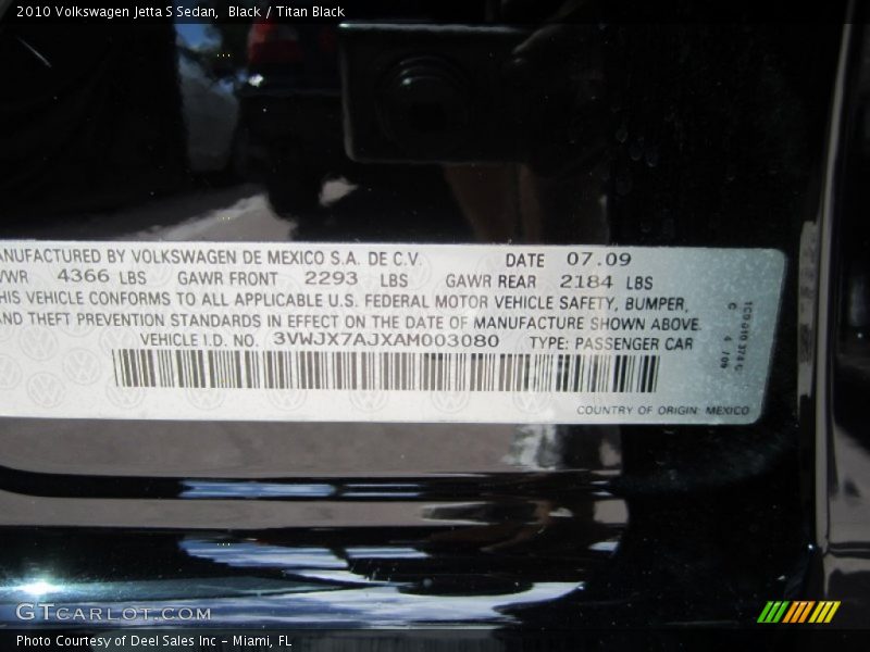 Black / Titan Black 2010 Volkswagen Jetta S Sedan
