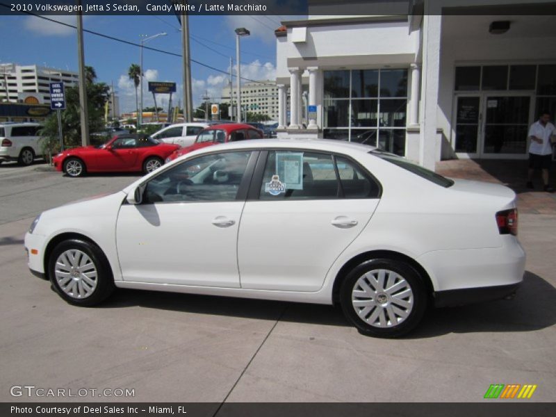 Candy White / Latte Macchiato 2010 Volkswagen Jetta S Sedan