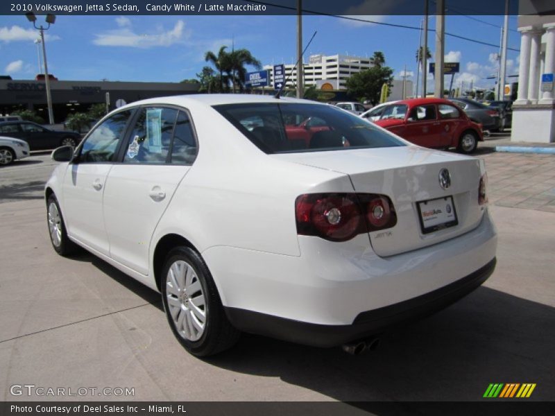 Candy White / Latte Macchiato 2010 Volkswagen Jetta S Sedan