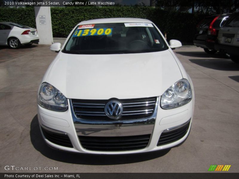 Candy White / Latte Macchiato 2010 Volkswagen Jetta S Sedan