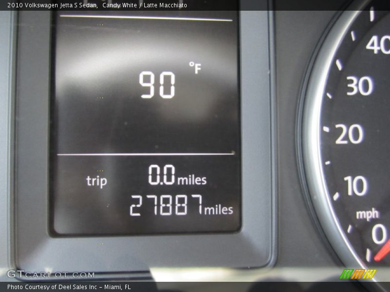 Candy White / Latte Macchiato 2010 Volkswagen Jetta S Sedan