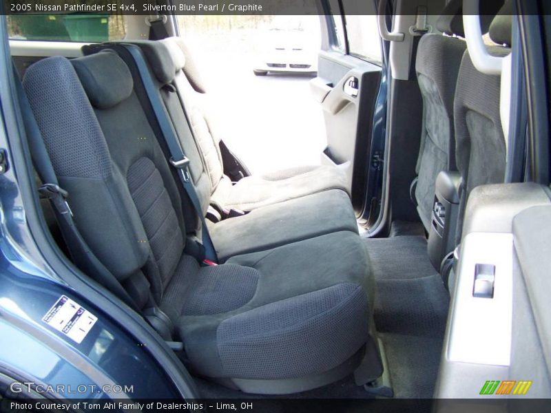 Silverton Blue Pearl / Graphite 2005 Nissan Pathfinder SE 4x4