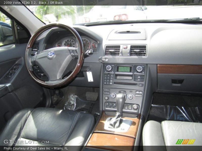 Black / Off Black 2009 Volvo XC90 3.2