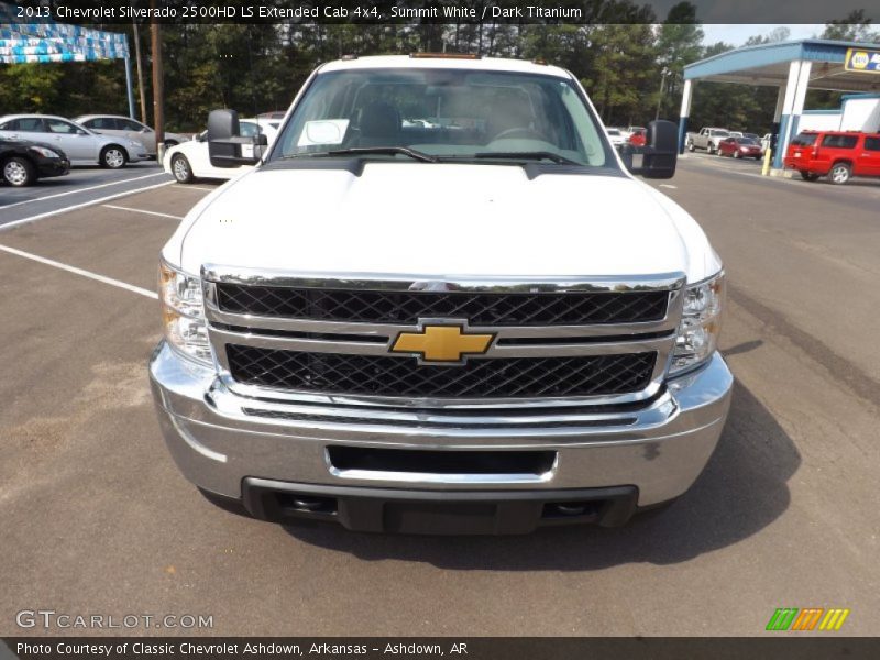 Summit White / Dark Titanium 2013 Chevrolet Silverado 2500HD LS Extended Cab 4x4