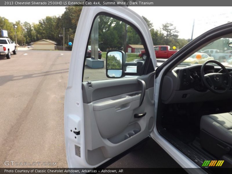 Summit White / Dark Titanium 2013 Chevrolet Silverado 2500HD LS Extended Cab 4x4