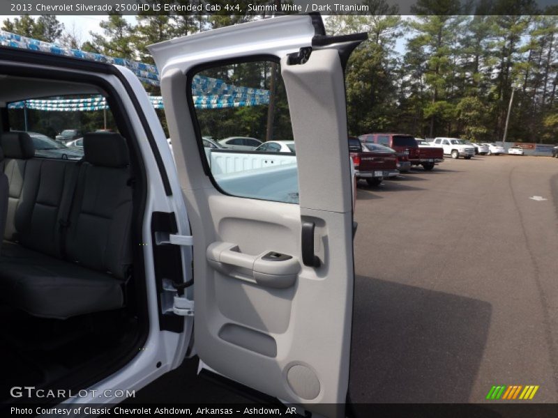 Summit White / Dark Titanium 2013 Chevrolet Silverado 2500HD LS Extended Cab 4x4