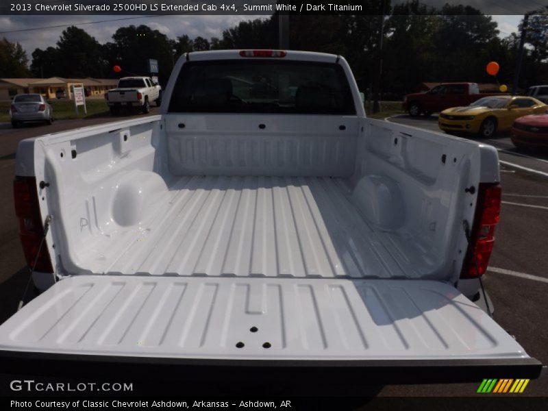Summit White / Dark Titanium 2013 Chevrolet Silverado 2500HD LS Extended Cab 4x4