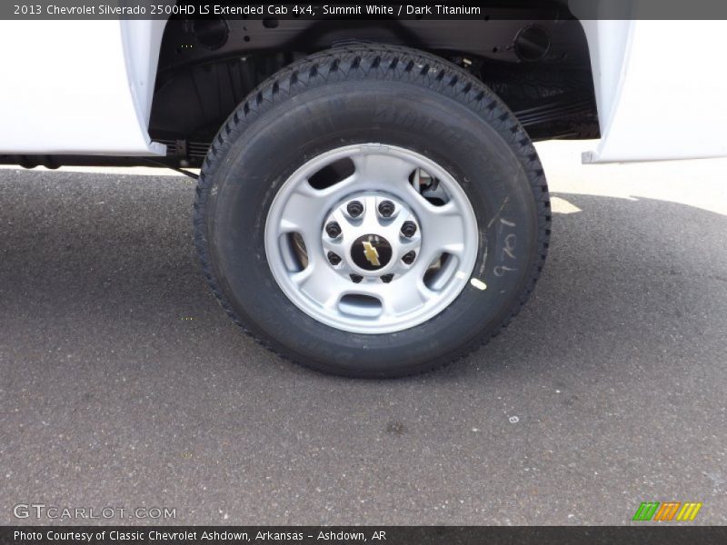 Summit White / Dark Titanium 2013 Chevrolet Silverado 2500HD LS Extended Cab 4x4