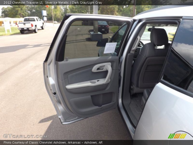 Silver Ice Metallic / Dark Gray/Light Gray 2012 Chevrolet Traverse LS