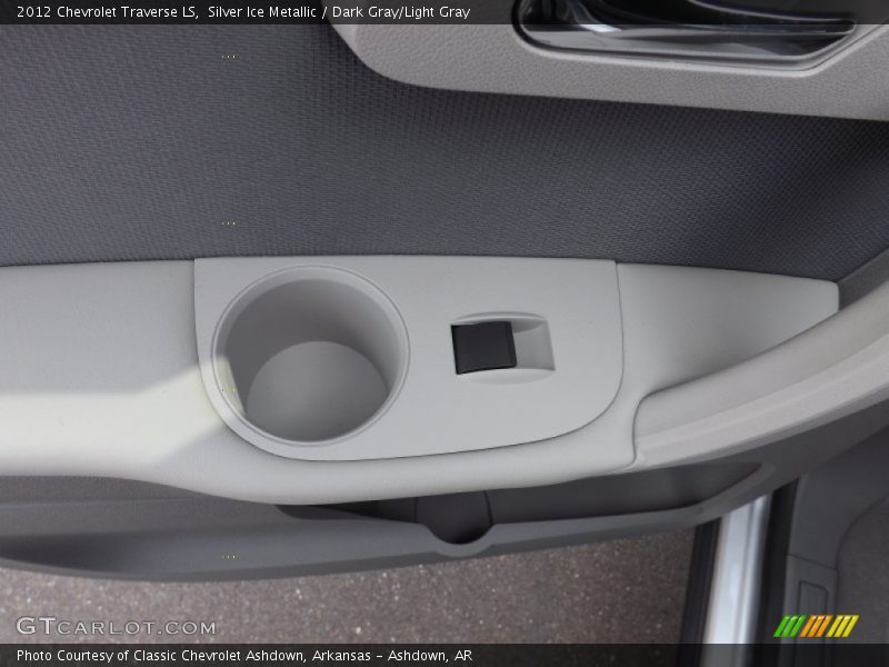 Silver Ice Metallic / Dark Gray/Light Gray 2012 Chevrolet Traverse LS