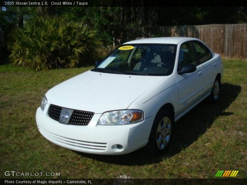 Cloud White / Taupe 2005 Nissan Sentra 1.8
