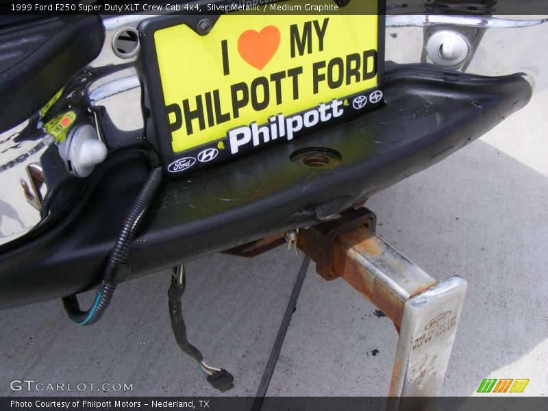 Silver Metallic / Medium Graphite 1999 Ford F250 Super Duty XLT Crew Cab 4x4