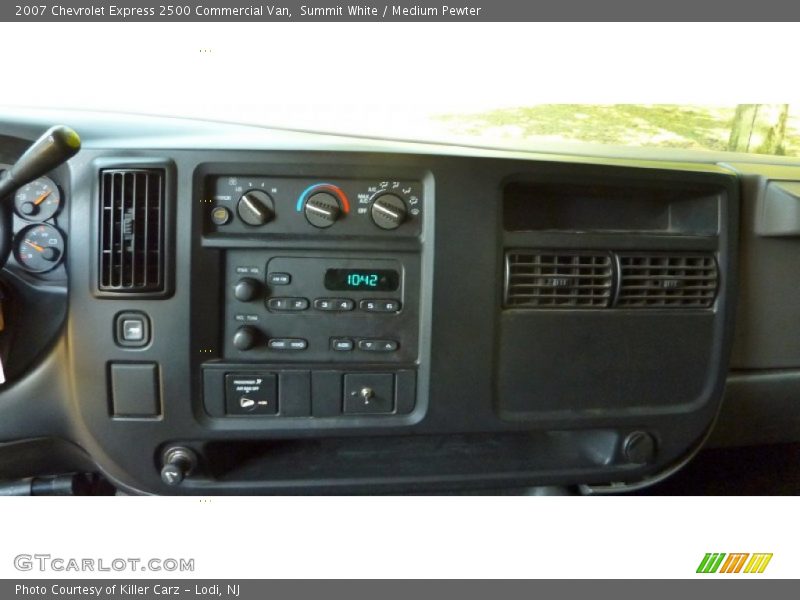 Summit White / Medium Pewter 2007 Chevrolet Express 2500 Commercial Van