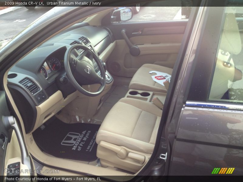 Urban Titanium Metallic / Ivory 2009 Honda CR-V LX