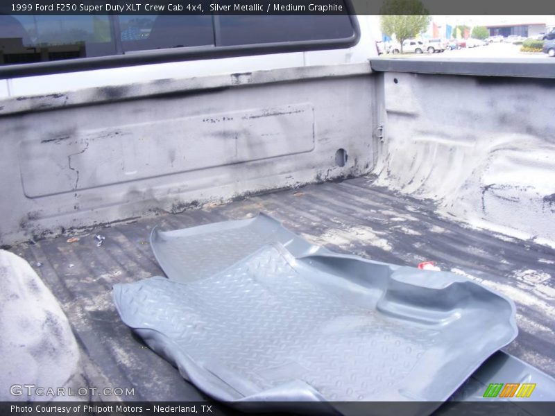 Silver Metallic / Medium Graphite 1999 Ford F250 Super Duty XLT Crew Cab 4x4