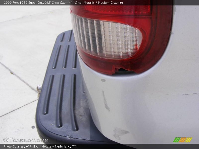 Silver Metallic / Medium Graphite 1999 Ford F250 Super Duty XLT Crew Cab 4x4