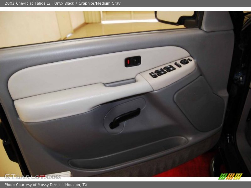 Onyx Black / Graphite/Medium Gray 2002 Chevrolet Tahoe LS