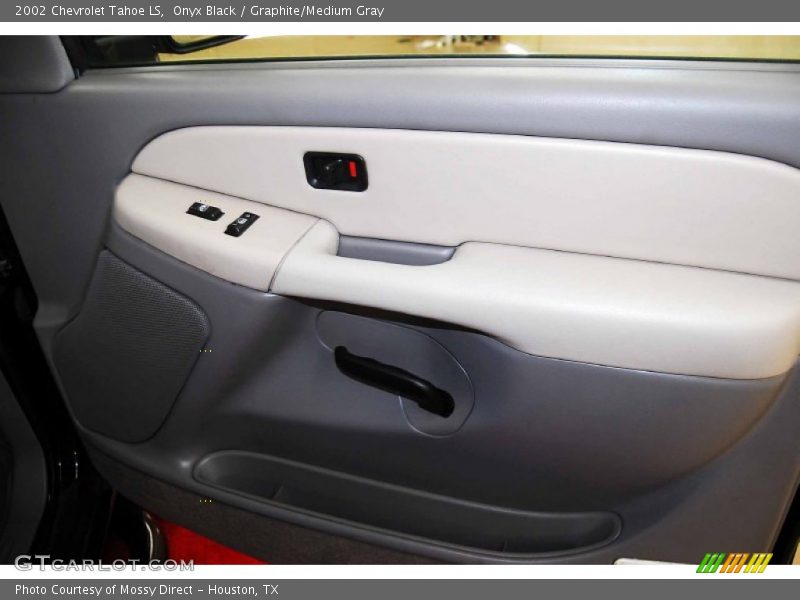 Onyx Black / Graphite/Medium Gray 2002 Chevrolet Tahoe LS