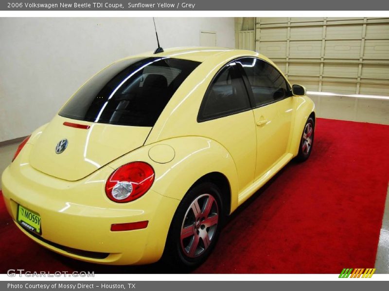 Sunflower Yellow / Grey 2006 Volkswagen New Beetle TDI Coupe