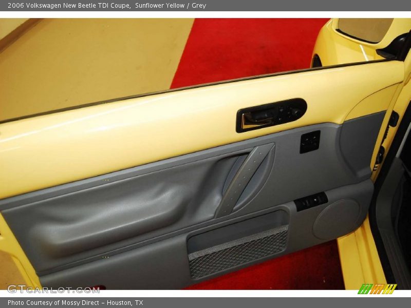 Sunflower Yellow / Grey 2006 Volkswagen New Beetle TDI Coupe