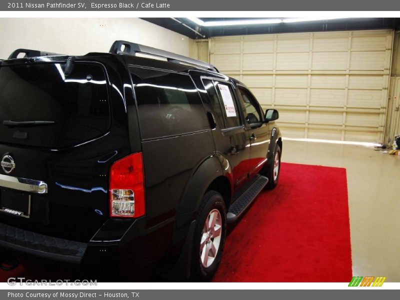 Espresso Black / Cafe Latte 2011 Nissan Pathfinder SV