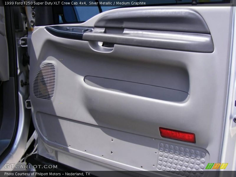 Silver Metallic / Medium Graphite 1999 Ford F250 Super Duty XLT Crew Cab 4x4