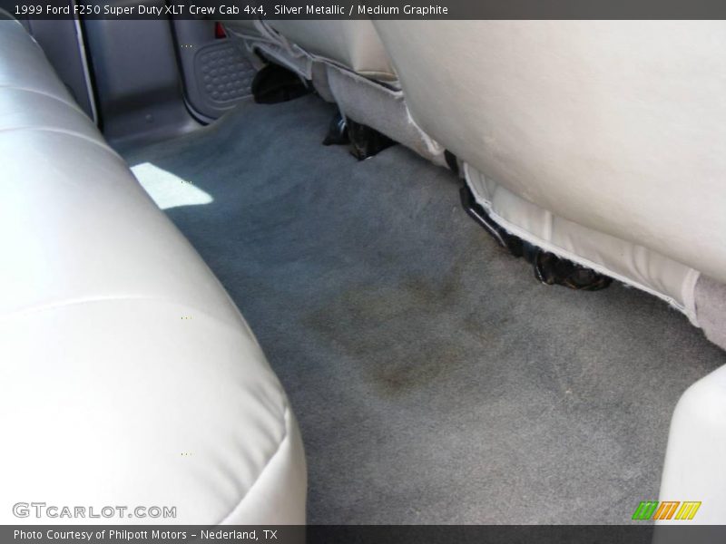 Silver Metallic / Medium Graphite 1999 Ford F250 Super Duty XLT Crew Cab 4x4