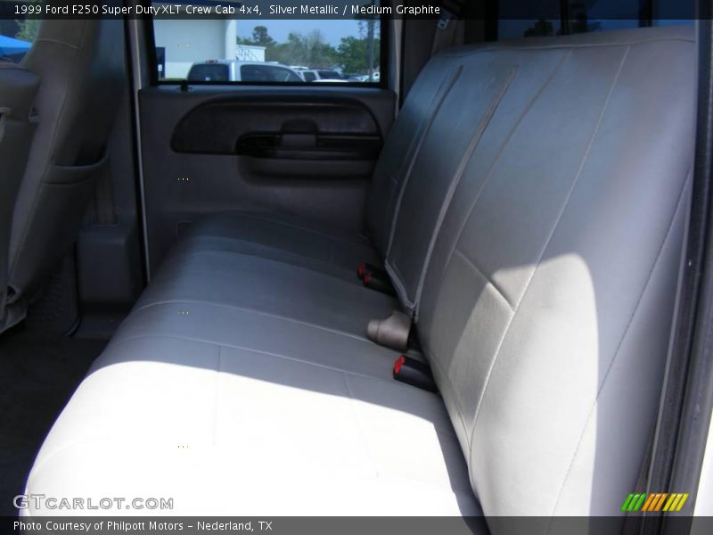 Silver Metallic / Medium Graphite 1999 Ford F250 Super Duty XLT Crew Cab 4x4