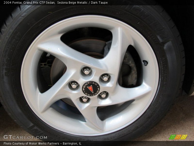 Sedona Beige Metallic / Dark Taupe 2004 Pontiac Grand Prix GTP Sedan