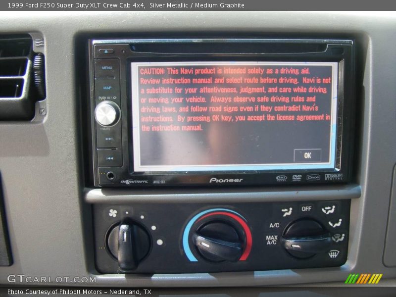 Silver Metallic / Medium Graphite 1999 Ford F250 Super Duty XLT Crew Cab 4x4