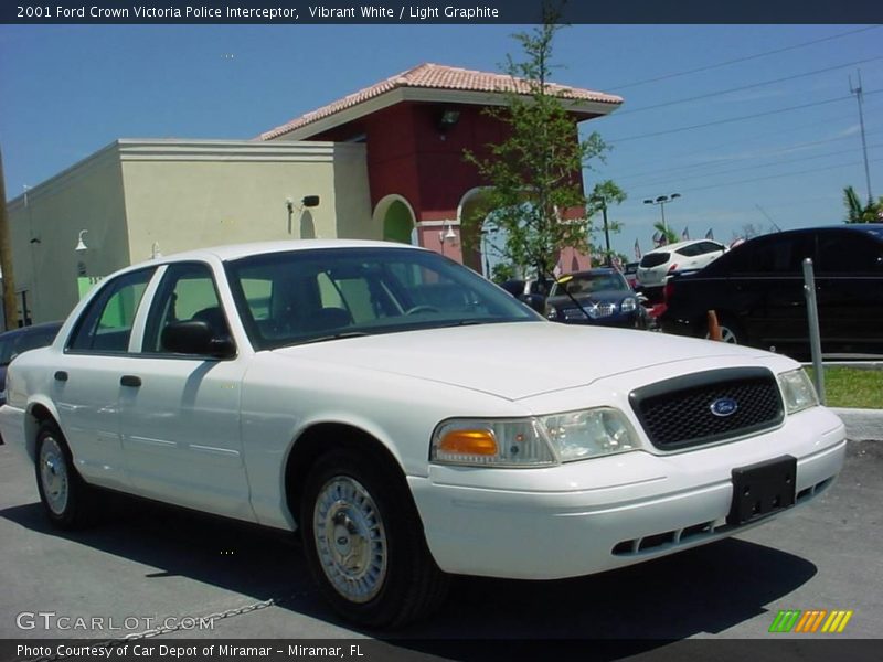 Vibrant White / Light Graphite 2001 Ford Crown Victoria Police Interceptor